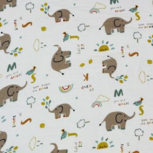 Wit met olifanten en tekst