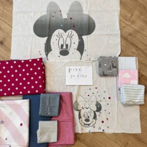 P132 90 x 120 Minnie Mouse